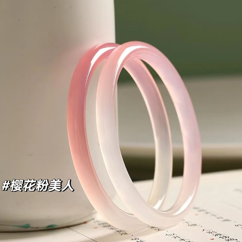 正品冰种半白半粉玛瑙玉髓手镯满粉樱花粉6mm美人条叮当镯