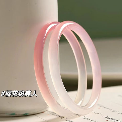 正品冰种半白半粉玛瑙玉髓手镯满粉樱花粉6mm美人条叮当镯