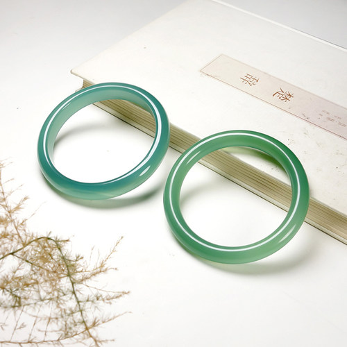 高冰种远山黛翡翠色油青玉髓手镯正品湖水绿玛瑙玉镯饰品