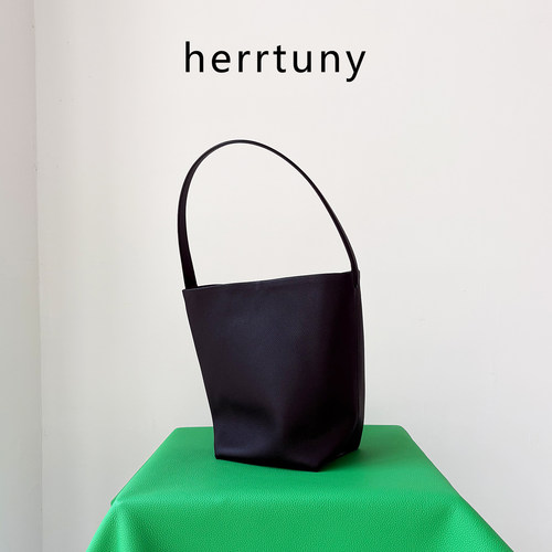 herrtuny桶包简约实用百搭