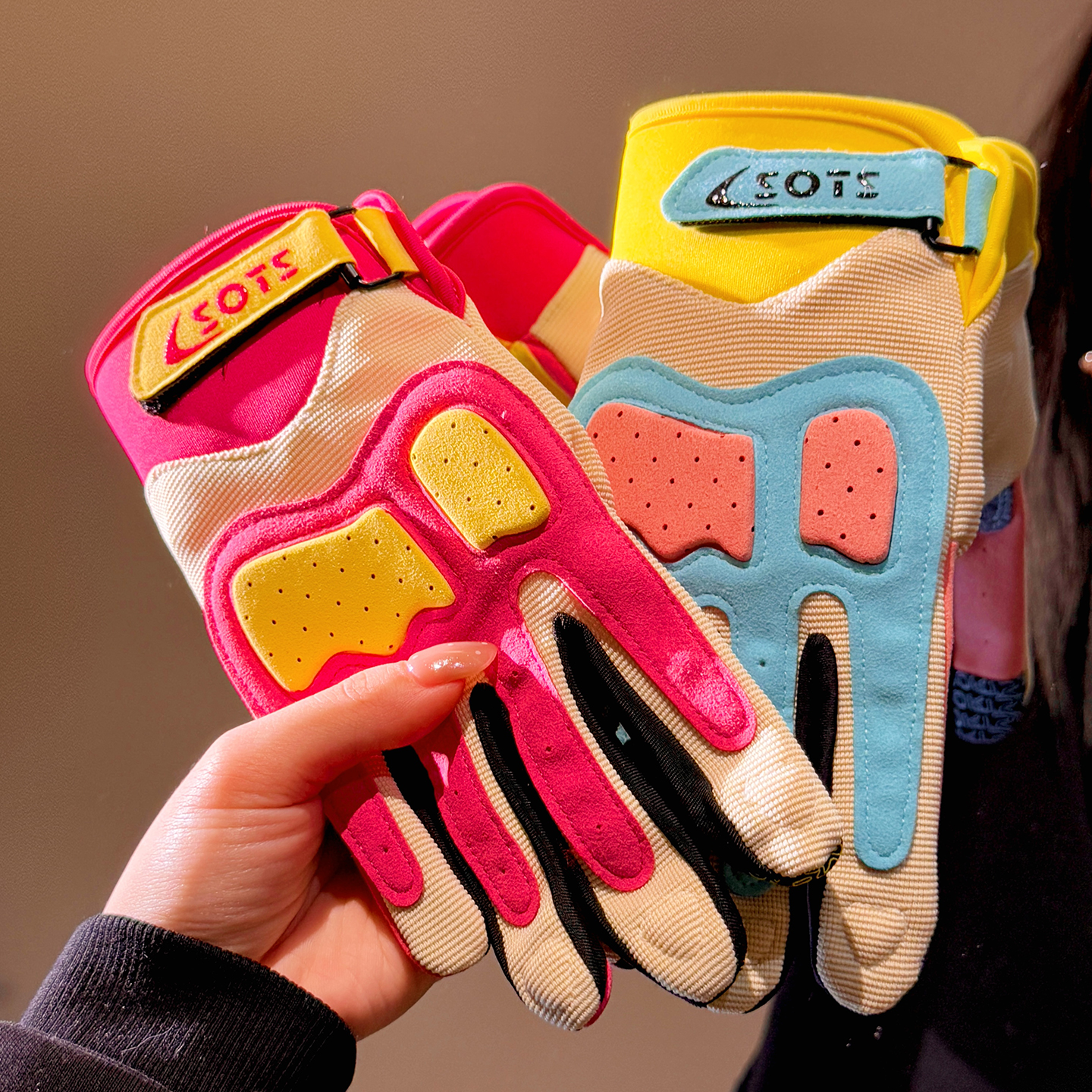 拼色骑行摩托车手套女四季通用减震防滑触屏可爱户外骑车2025新款