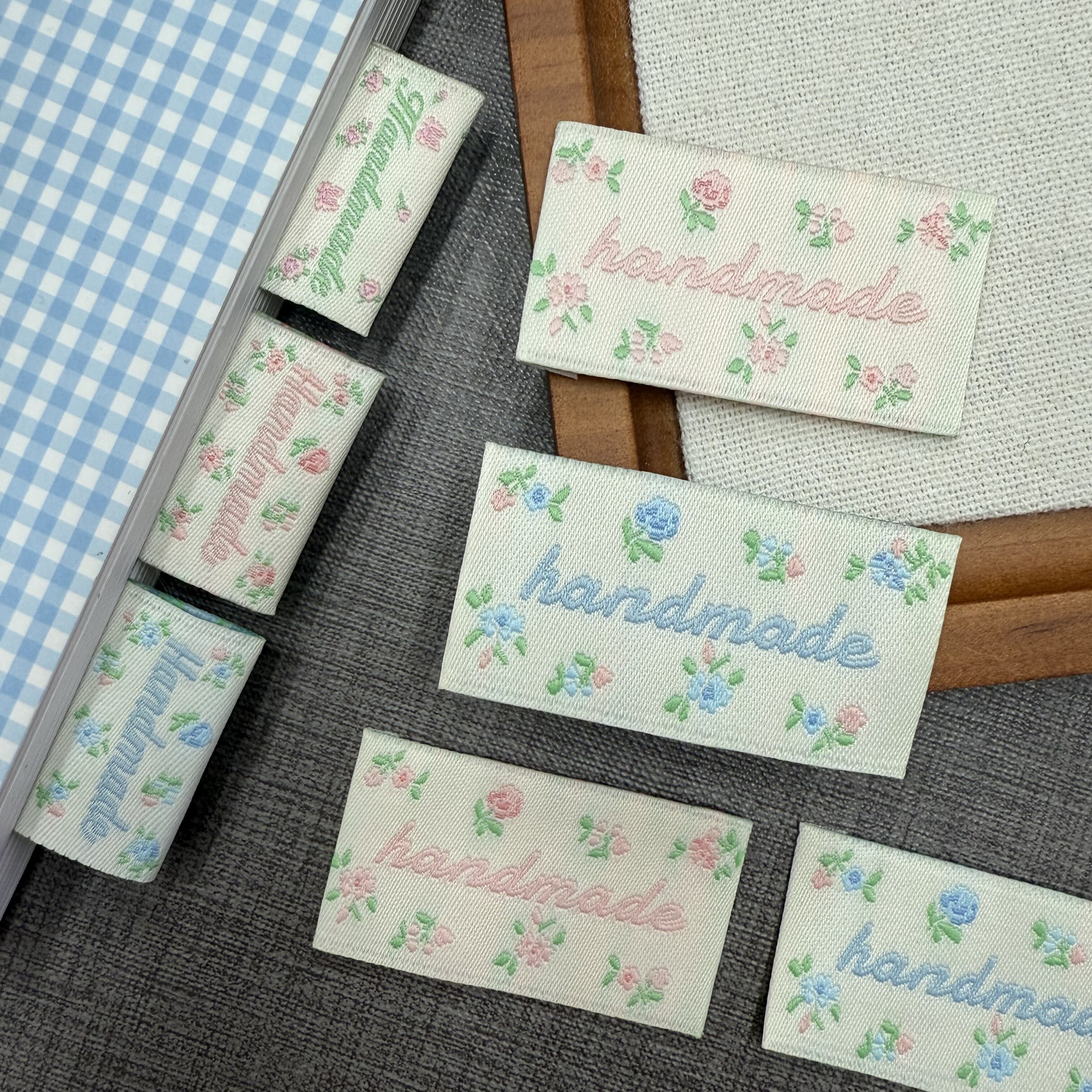 新款handmade小碎花织标织唛绣花标手工布标现货diy织标包包布标