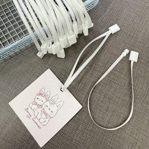 方块吊粒方孔绳子缎带丝带吊粒现货新品配件肠圈吊牌绳