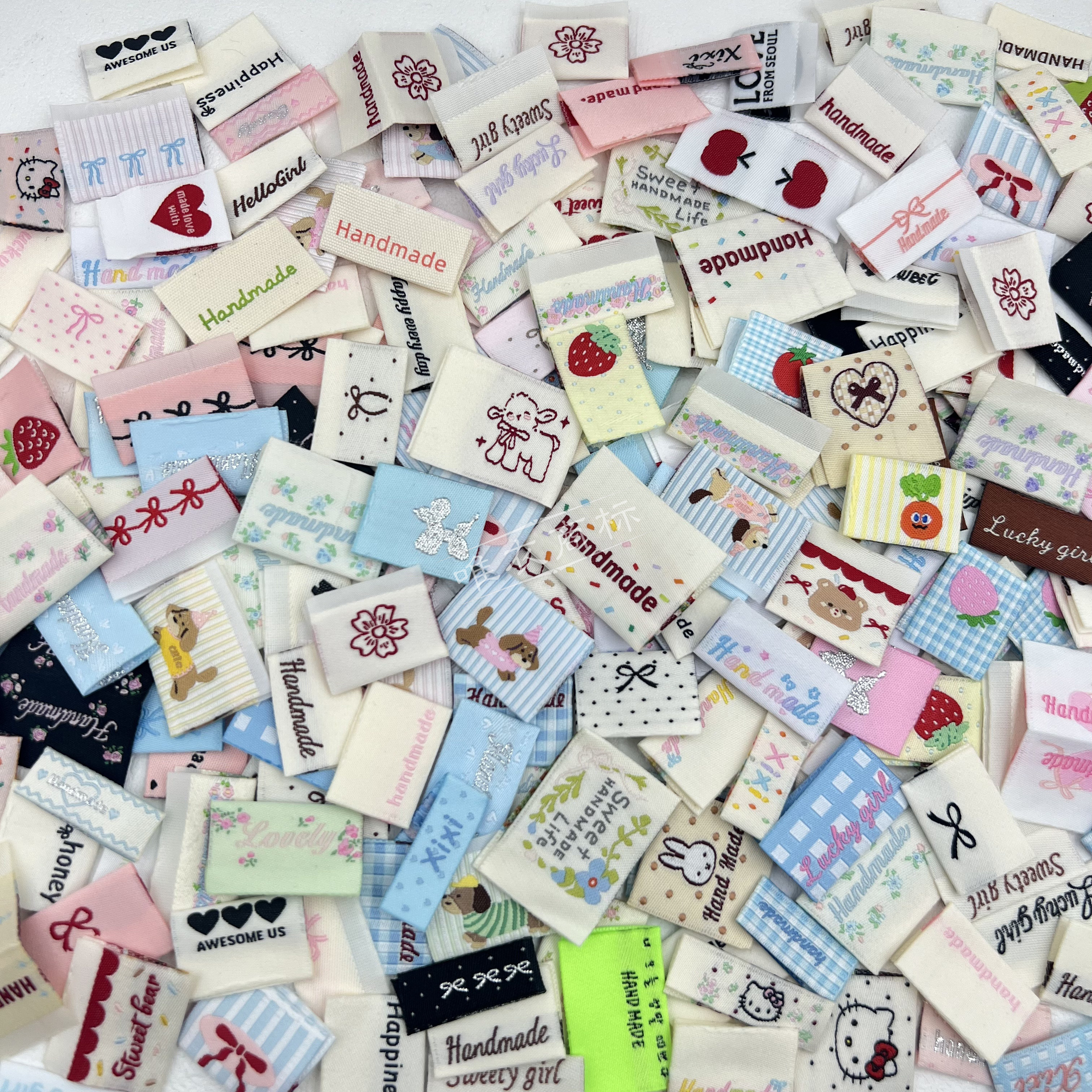 发圈对折随机现货盲盒织标织唛布贴服装肠圈包包装饰围巾袜子配件,居家布艺,布贴,淘宝优惠券,粉丝福利购,淘宝优惠卷