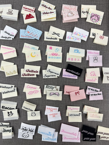 大肠卷对折织标 不褪色布标 手作织唛 彩色商标定制log包设计