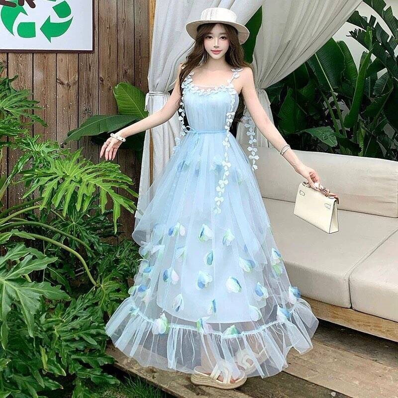 夏日超仙绝美海边度假风穿搭拍照超出片一眼惊艳流苏吊带连衣裙女