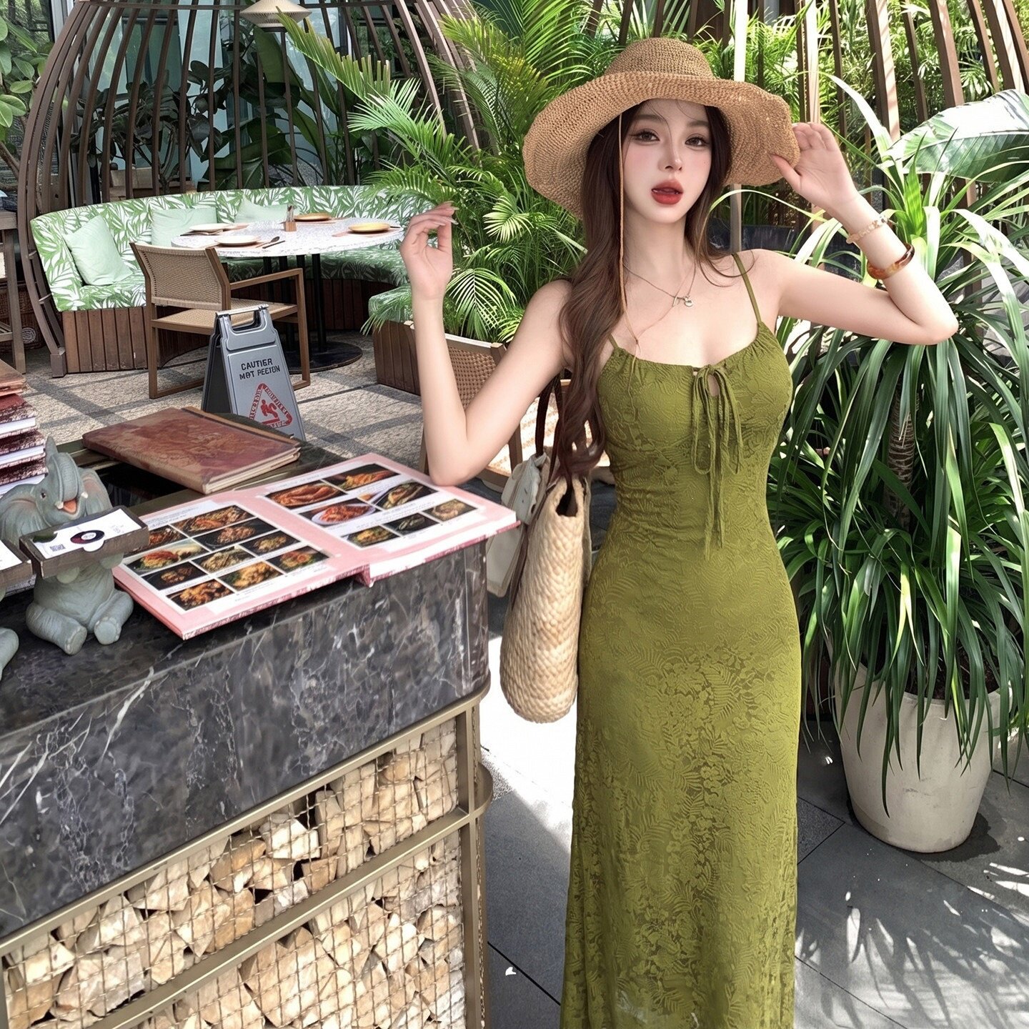 度假风吊带镂空系带连衣裙女夏季绿色辣妹收腰显身材包臀裙长裙子