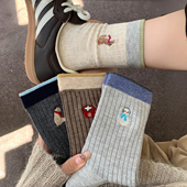 好韩里韩气呀 入秋 氛围感 袜子女秋冬无骨刺绣撞色堆堆袜日系