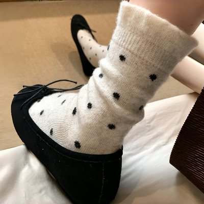 秋冬就穿这双波点羊毛袜~简直美到离谱！袜子女秋冬保暖厚款中筒