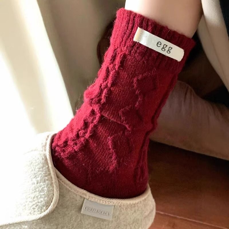 新年战袜！复古红色系袜子巨显白！蛇年新年本命年可以准备起来啦