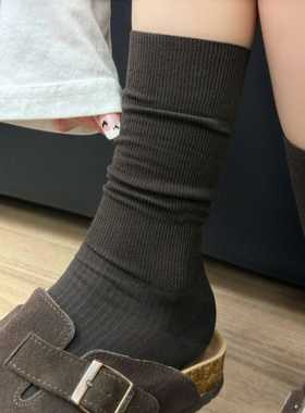 秋意浓~深咖色袜袜简直秋冬bi备~可堆可直太好穿了！袜子女无骨棉