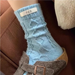 早春 心动了 egg兔毛袜 软软糯糯 First 脚感超好 love初恋蓝