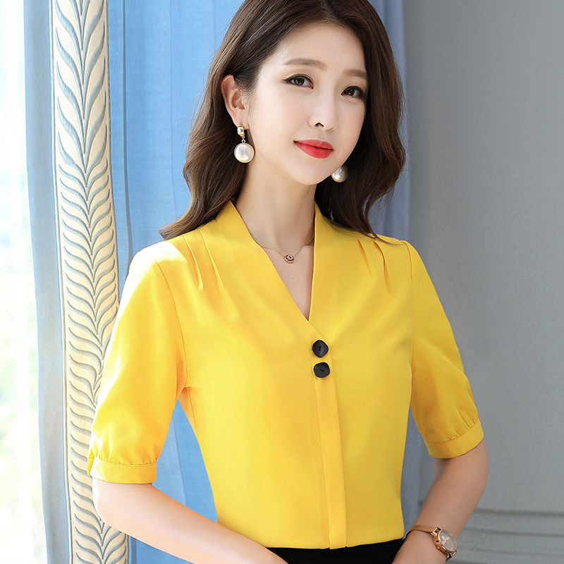 黄色中袖衬衫女配半身裙的高端雪纺薄款V领宽松半袖七分小上衣夏