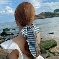 Рукопачный цветочный зеленый бриллиант