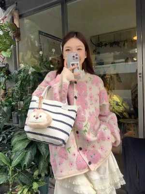 植绒花朵气质毛衣开衫软糯宽松