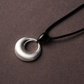 呼呼专享 FOR DAYS 设计款 滴釉黑拉丝银圆环耳环项链