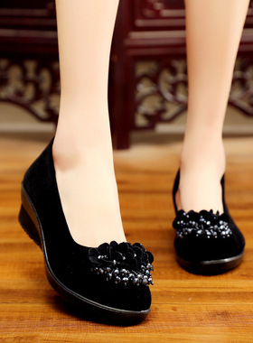实在人老北京布鞋坡跟水钻女鞋酒店超市黑布鞋妈妈工作女单鞋