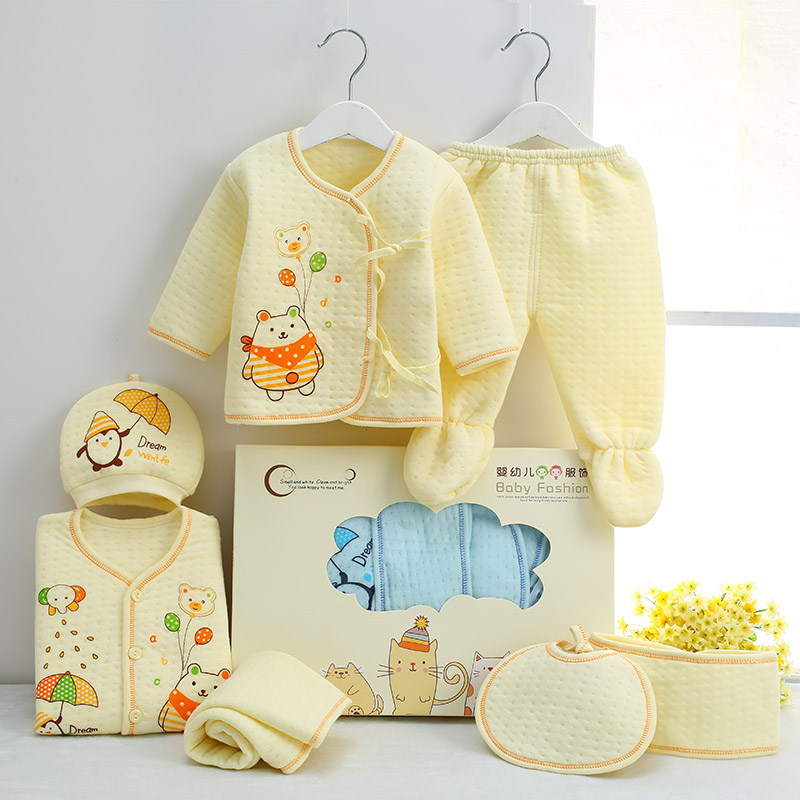 Coffret cadeau pour nouveau-né - Vêtements + Accessoires - Ref 1954819 Image 3