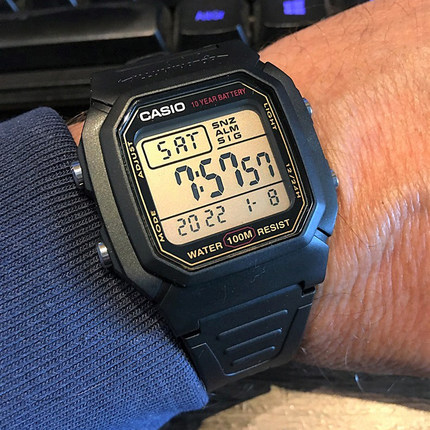 卡西欧电子手表CASIO W-800HG-9A复古户外运动休闲防水男女学生表