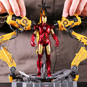 正版 中动钢铁侠MK4拆甲台套装 机械场景可动模型手办漫威收藏礼物