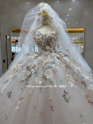 「出租」品牌正版花迹抹胸婚纱拖尾花朵礼服白纱重工显瘦仙气