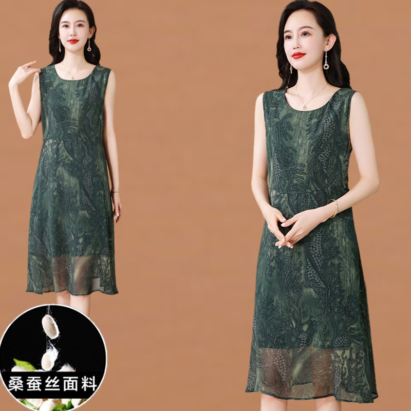 夏季2025新款刺绣真丝吊带连衣裙女内搭桑蚕丝气质妈妈打底背心裙