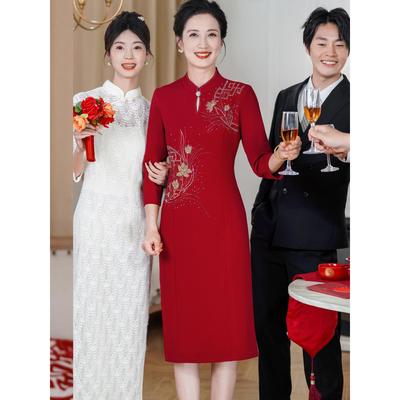 年轻喜婆婆婚宴装2025新款旗袍裙十月儿子结婚小个子妈妈礼服高贵
