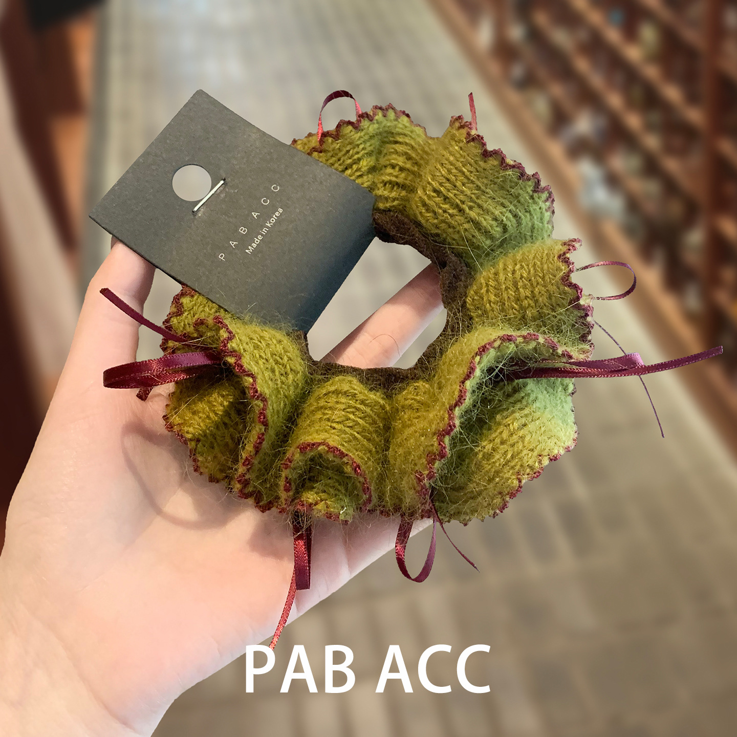 牛油果软糯发圈韩国森系超显白果绿撞色针织毛绒蝴蝶结发圈高级感