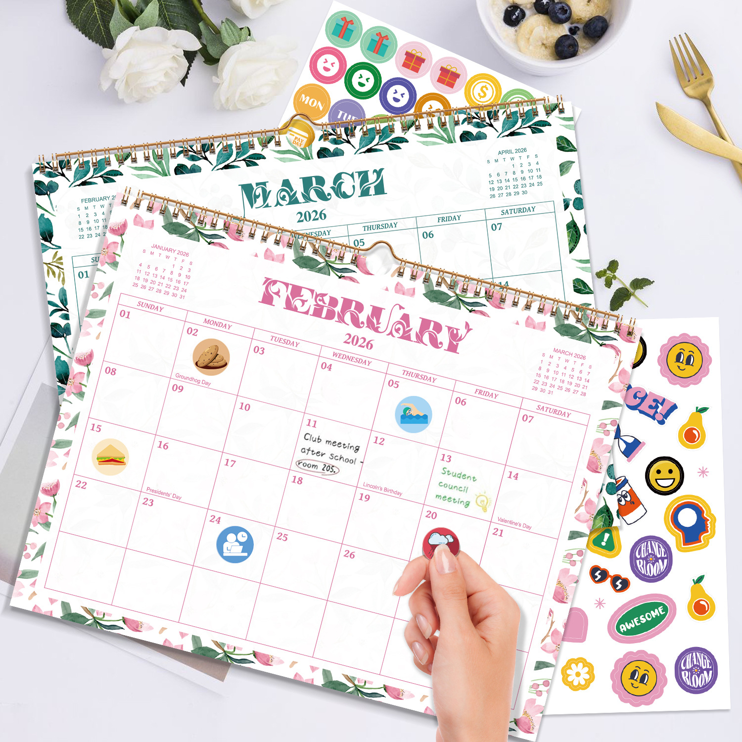 欧美假期2026年18个月英文墙上挂历月计划表 时间管理墙历年历表