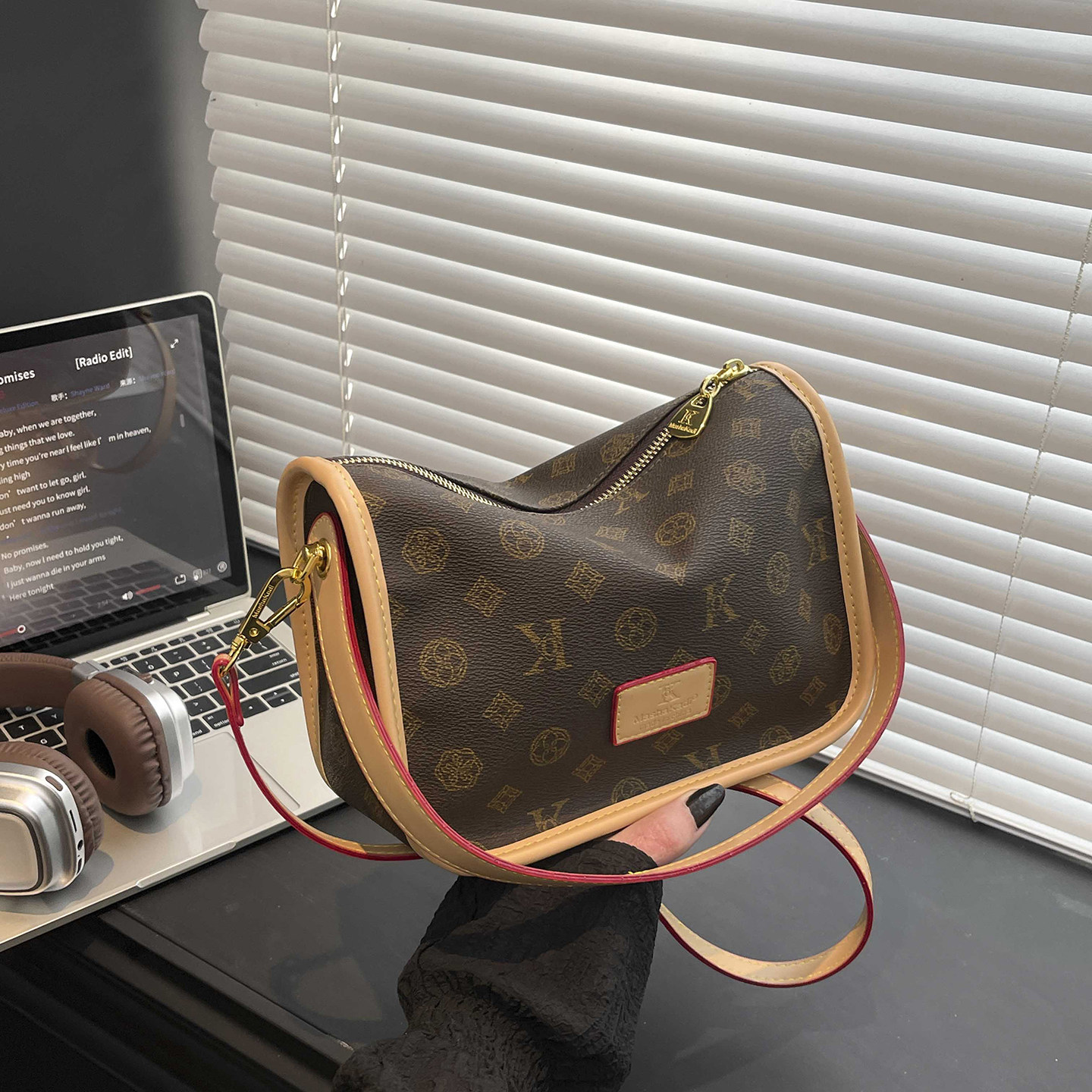 老花小方包女2026新款小众设计手机包高级质感通勤百搭单肩斜挎包,箱包皮具/热销女包/男包,小方包,淘宝优惠券,粉丝福利购,淘宝优惠卷