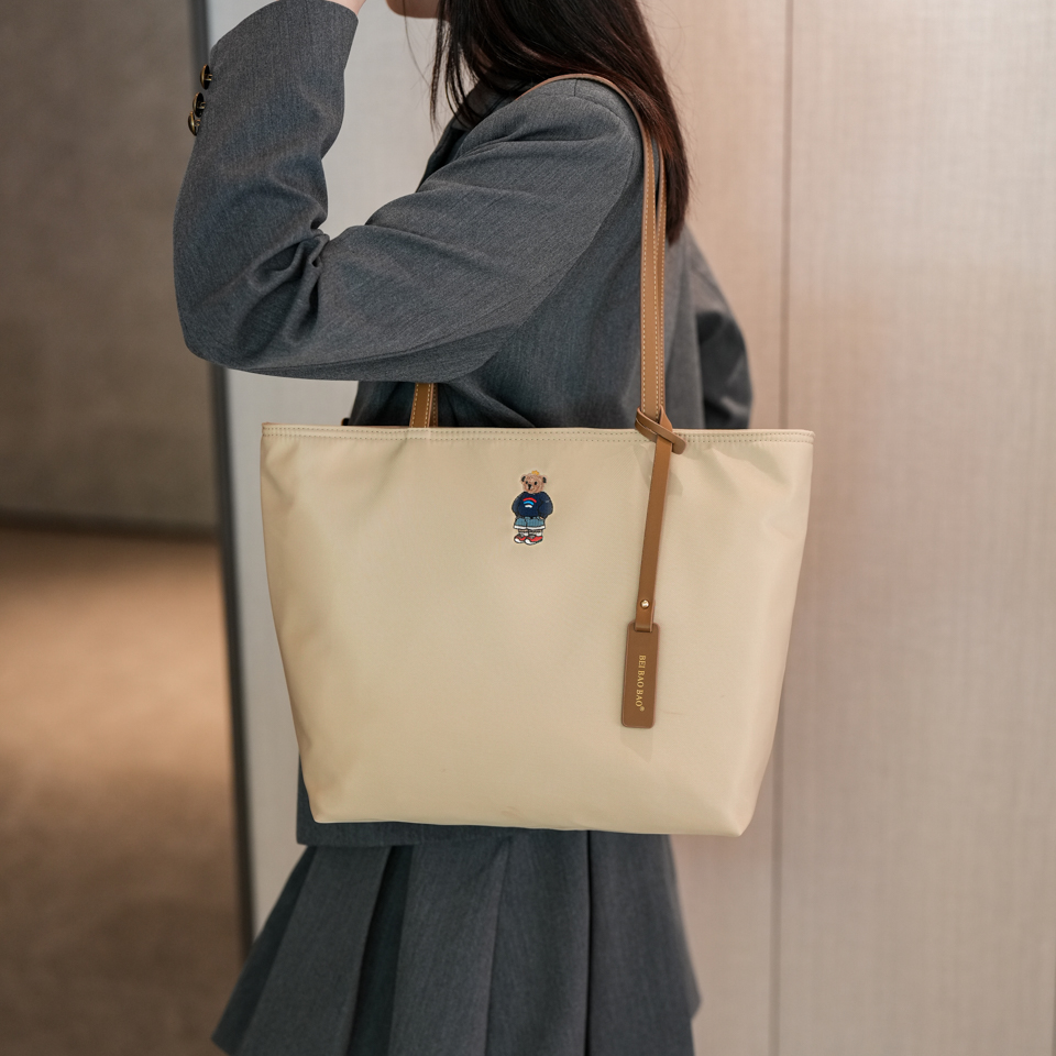 大容量托特包女式手提包轻便通勤