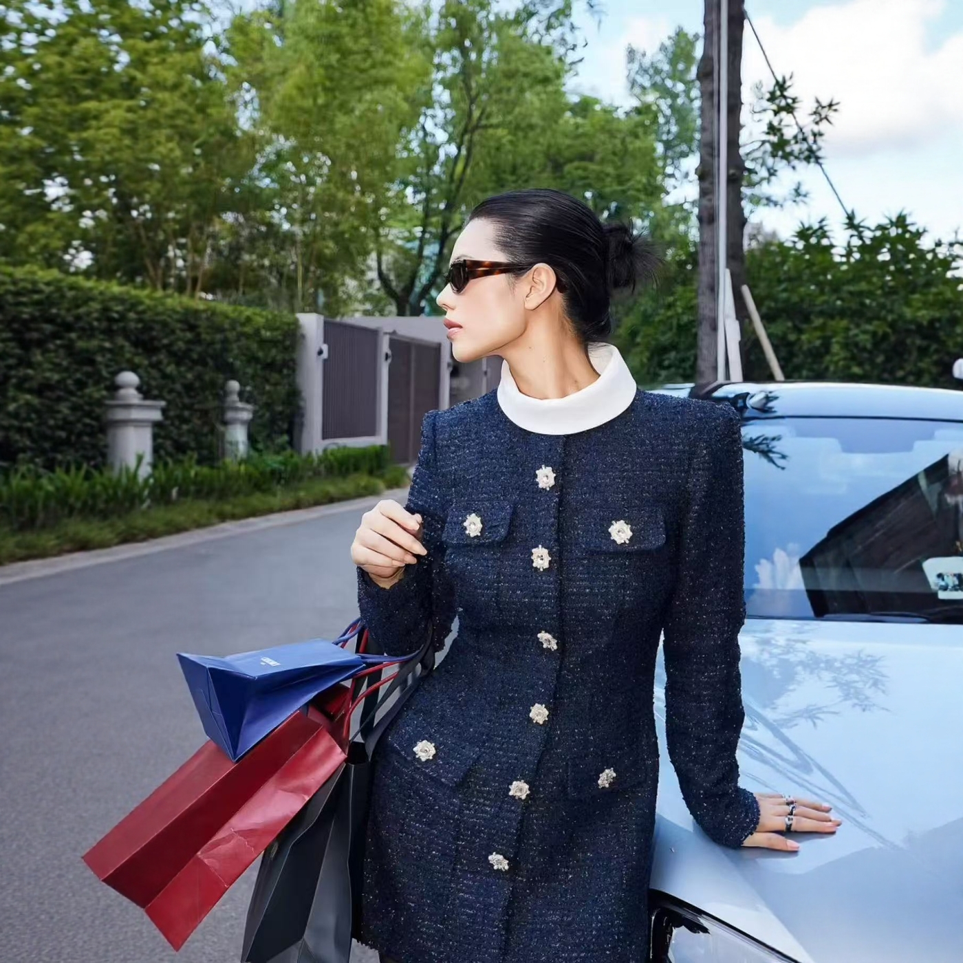 26新款 暮色蓝白色兜领水晶钻扣羊毛粗花呢连衣裙