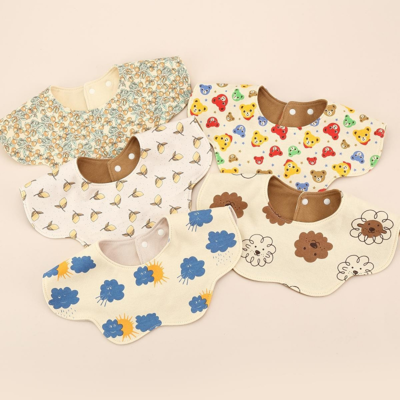 k*y韩国同款围嘴花瓣口水巾360度