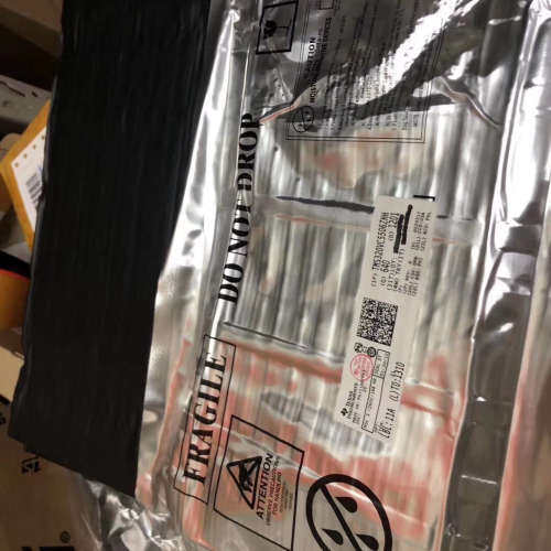 MD1421E28CPAL  R5405L226KF R5F1026A 电池管理芯片 TI  供应