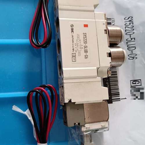 议价电磁阀SY5220-5LUD-C6两个可维修