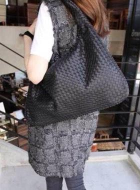 2025春季新款高级大包欧美手工编织包单肩包加厚仿羊皮包手提女包