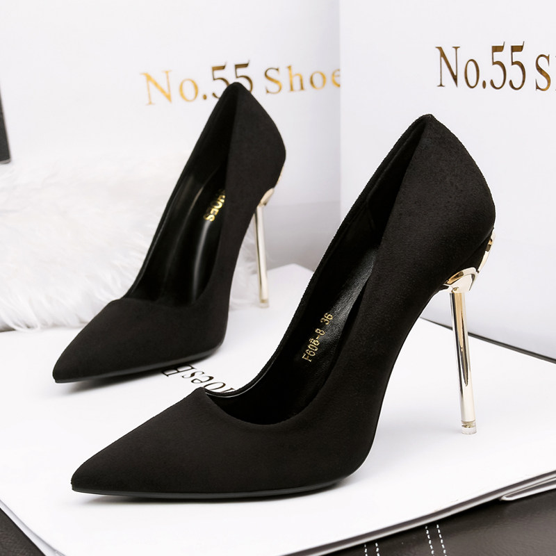 御姐高级感职业高跟鞋女2026绒面黑色细跟气质名媛尖头不累脚单鞋
