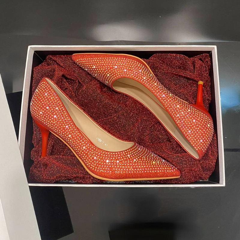 红色高跟鞋女2026新款宴会秀禾礼服新娘婚鞋气质尖头水钻细跟单鞋