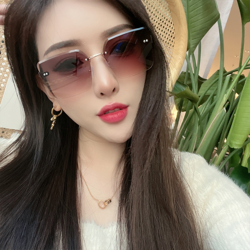 眼镜女韩版潮圆脸防紫外线gm