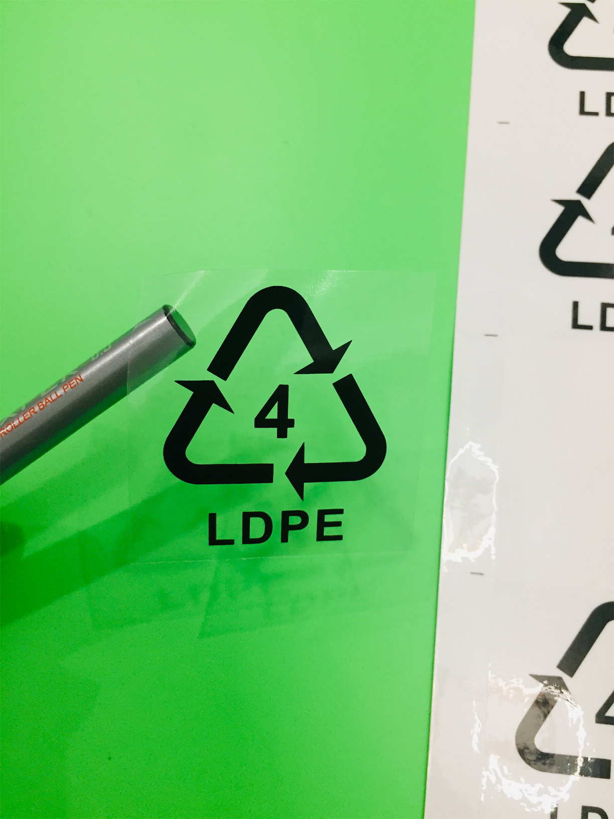 大号4LDPE自封袋用环保标贴缠绕膜用回收贴5.4*5.4CM(200个/30元)