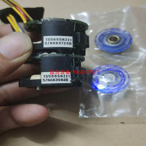 【盘古设备】多摩川编码器ts5665n221  成色可以  如图所示