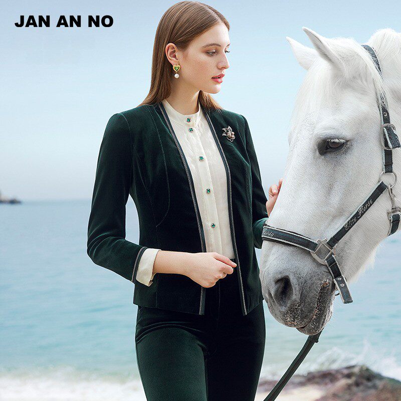 简爱诺春季新品墨绿色金丝绒简约时尚商务气质外套女J2010172WT