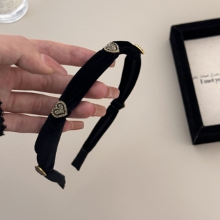 伊甸甜心~丝绒黑色爱心发箍女2023新款气质发卡法式高级感细头箍