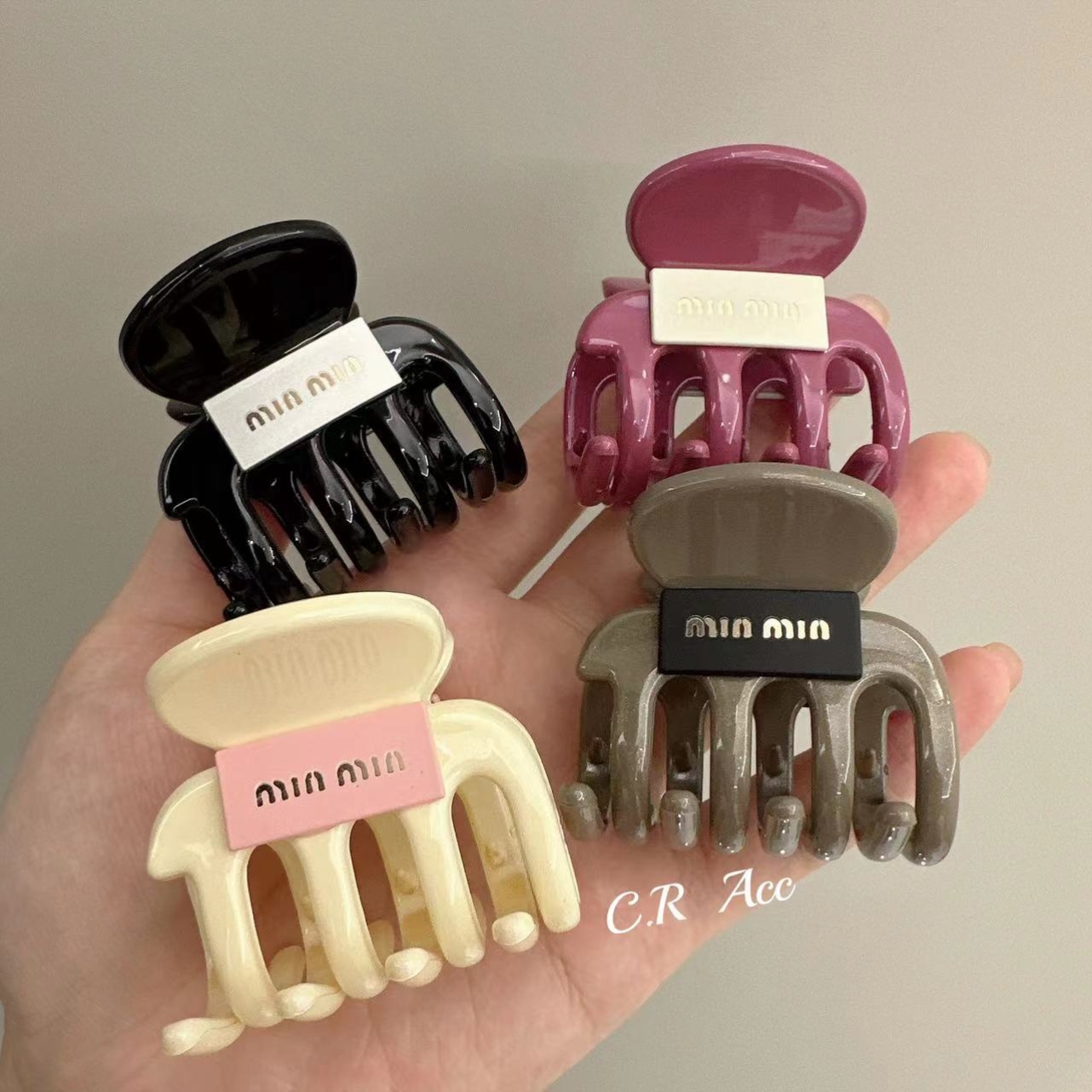 新款百搭抓夹中号字母发夹