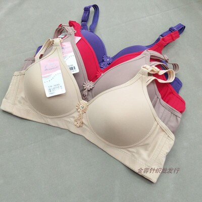 中老年薄款大码光面聚拢胸罩内衣