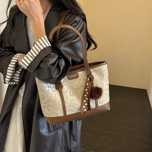 上班通勤托特包女新款休闲