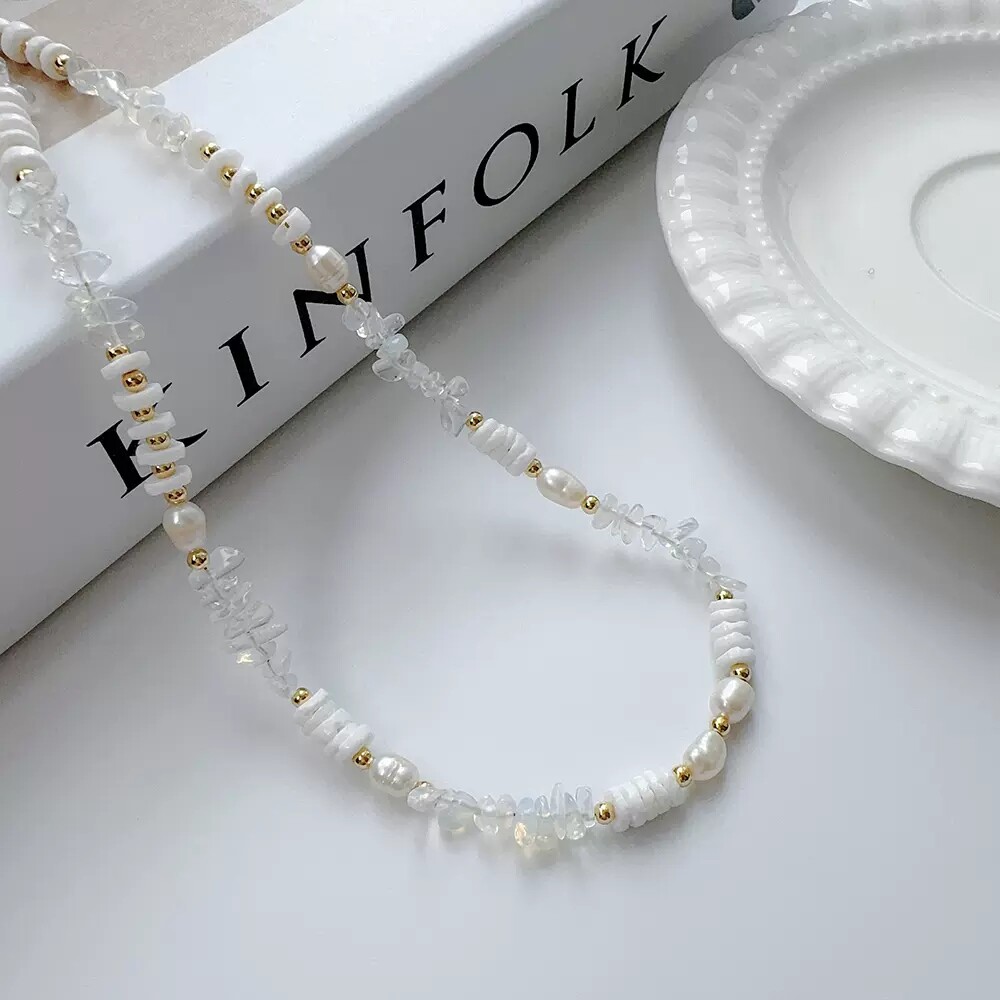 淡水珍珠水晶项链配饰高级感女轻奢小众颈链甜酷多巴胺项链配裙子