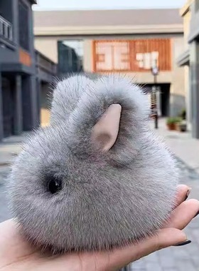 仿水貂毛挂件高颜值迷你版小兔子包包挂饰不掉毛ins可爱车钥匙扣