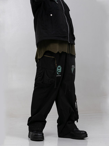 刺绣多口袋工装裤休闲