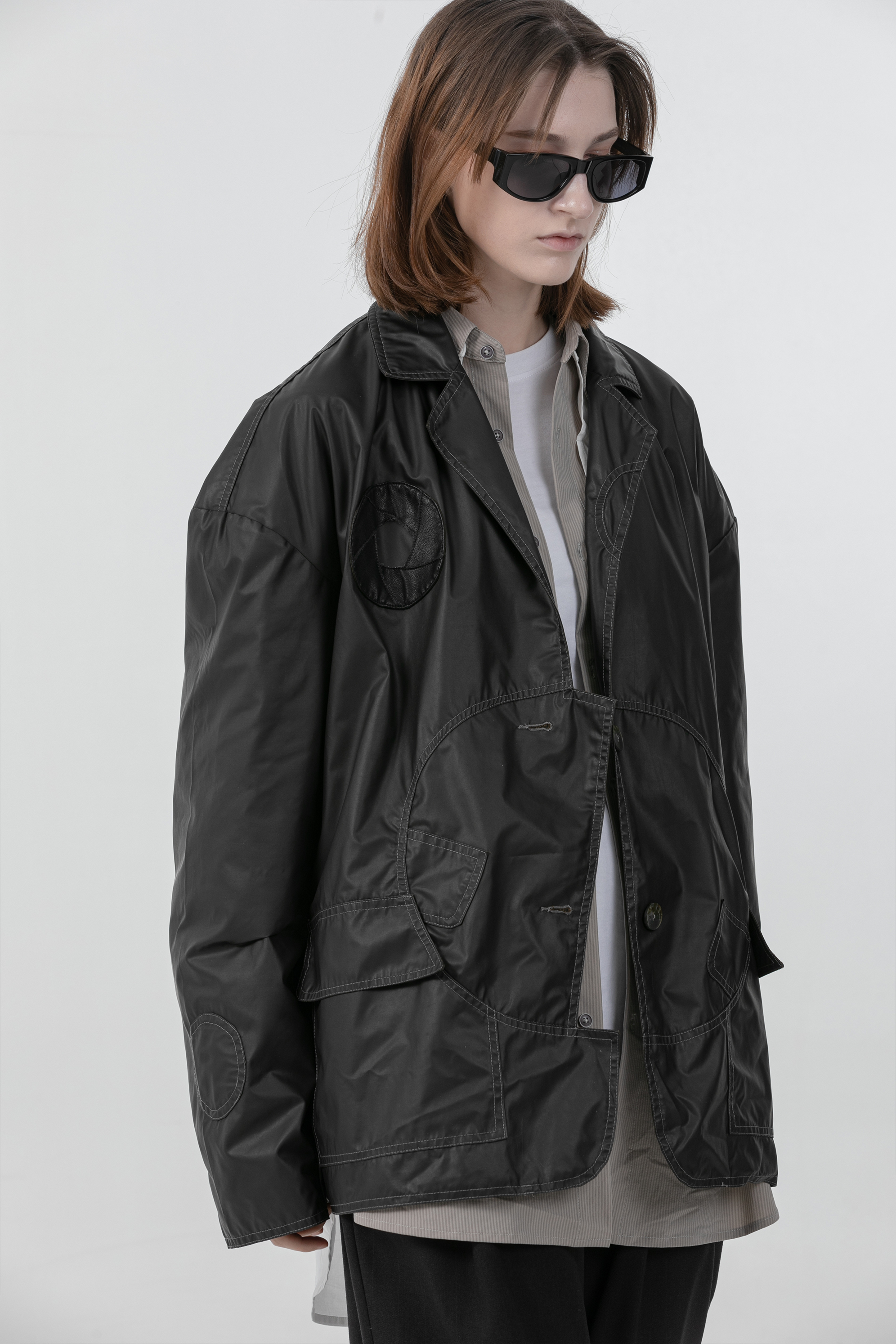 材质几何概念黑色廓形潮牌西装